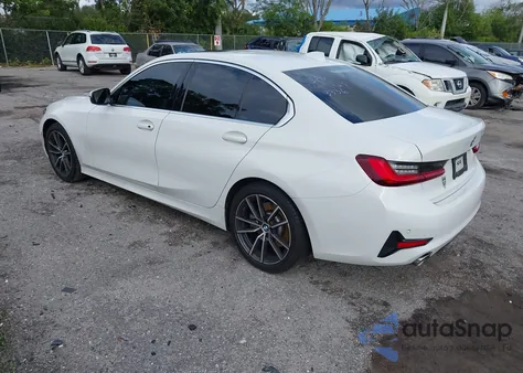 2022 BMW 330I z USA, uszkodzony, nr VIN 3MW5R1J06N8C52975